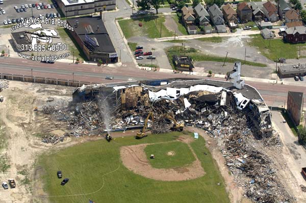 #70 Tiger Stadium Demolition June 22, 2009 ©