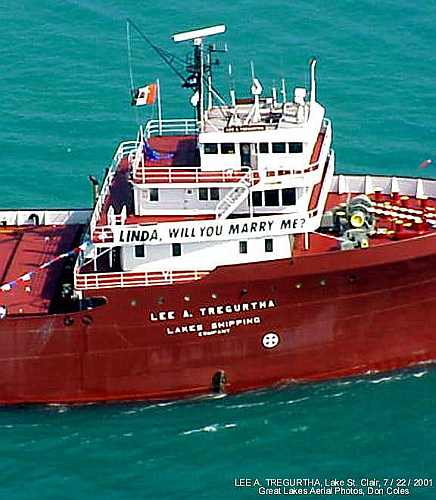 Great Lakes Ship,Lee A. Tregurtha, Marry Me 