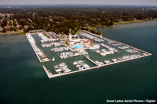 Grosse Pointe Yacht Club, Lake St. Clair, Michigan